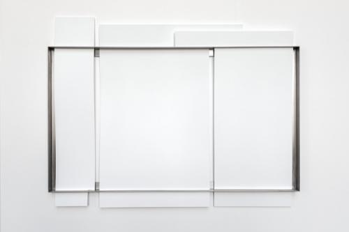 Galerie Pauline Pavec: Mara Fortunatović, Interpono #2, inox cintré, glycéro, acrylique, 90 x 70 x 3cm, 2017.